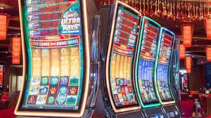 vivi55 live casino dealer profesional streaming HD baccarat roulette blackjack